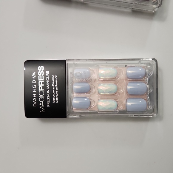 Press On Nails (Dashing Diva & imPRESS) - Picture 3 of 5